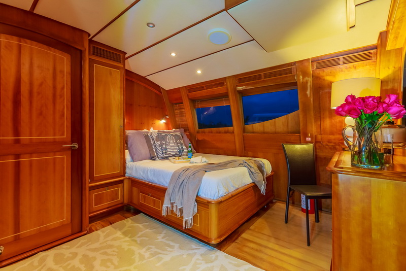Suite room of yacht