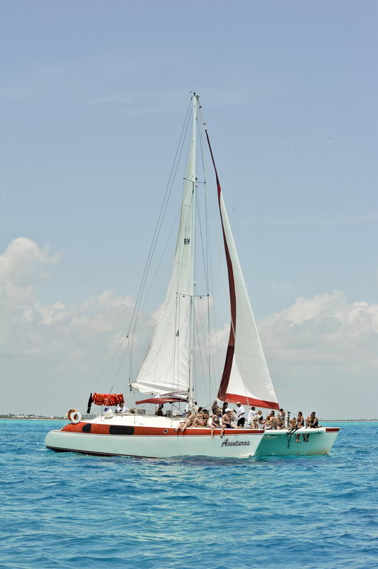 45 persons catamaran 