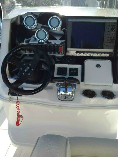 Glasstream speedboat