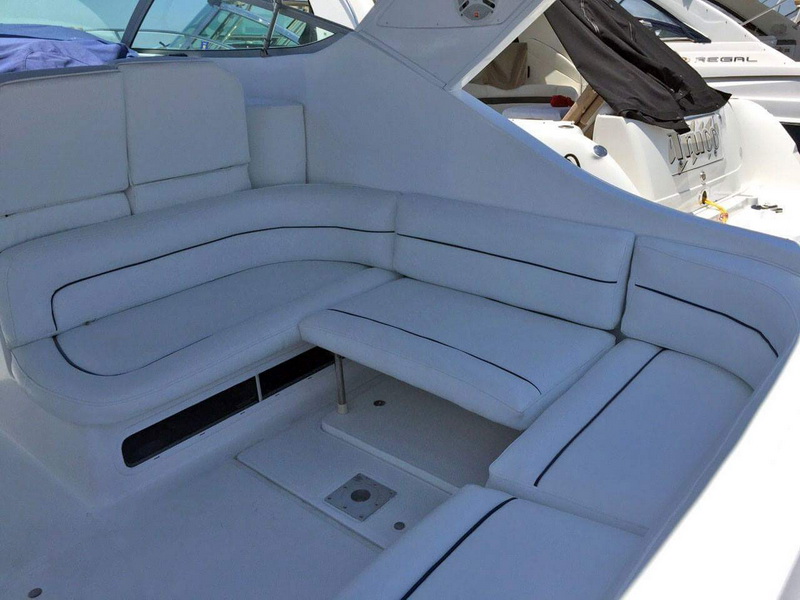 Bayliner 35 sport Yacht