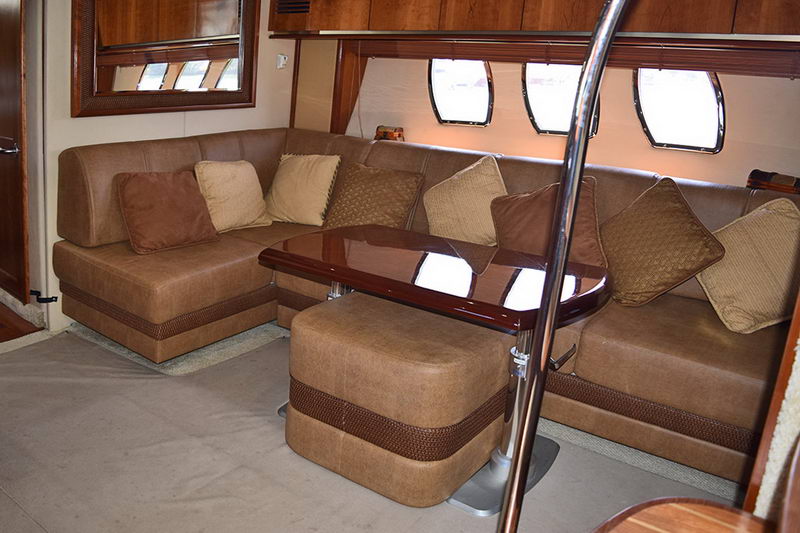 Sea Ray Sundancer 48