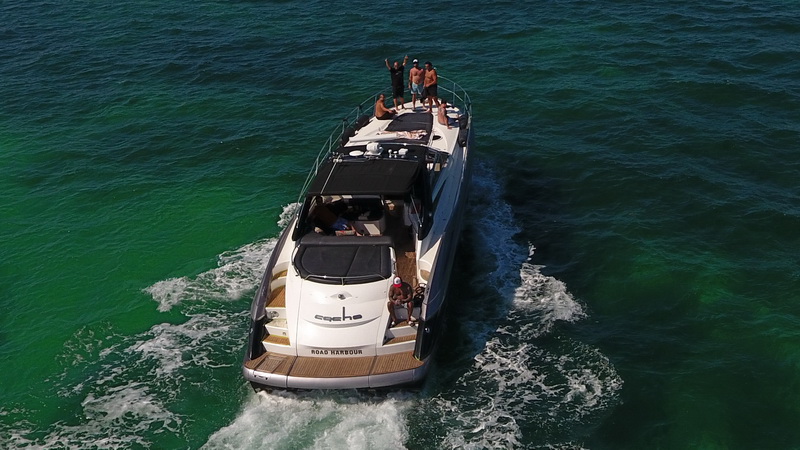 Sunseeker Yacht Ptrdator for rent at Cancun