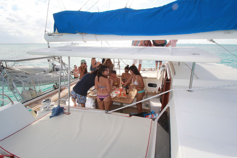 large groups catamaran