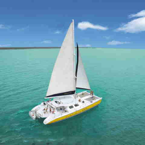 catamaran for group puerto aventuras