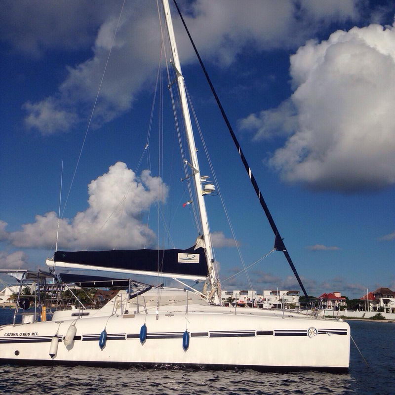 Cozumel Island Catamaran Lavezzi 