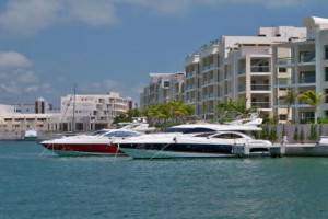Cancun boats to rent