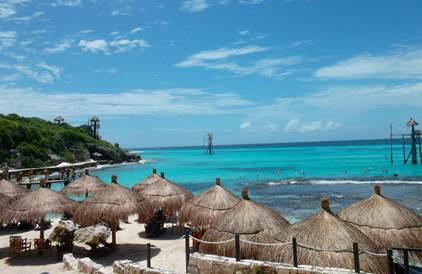 Marine Park Isla Mujeres Garrafon Beach Club