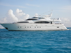 Azimut yacht Cancun