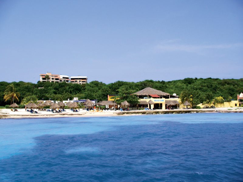 sailing tour Cancun white sand Caribbean vacation